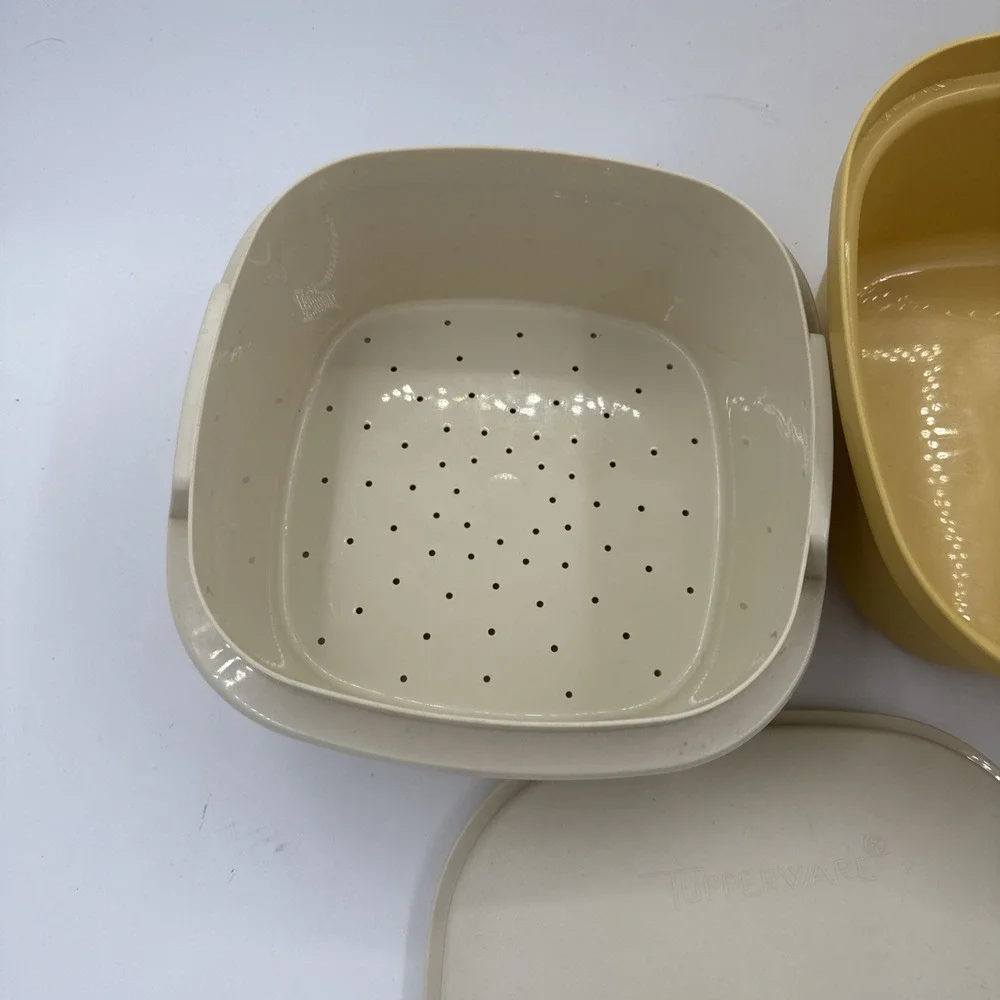 VINTAGE 3 PIECE GOLD MICROWAVE SQUARE STEAMER 887, 888, 889 GOOD CONDITION